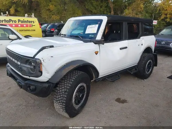 1FMEE5DH3NLB12734 2022 FORD BRONCO - Image 2