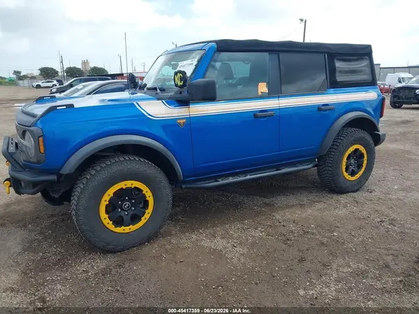 1FMEE5DH3NLB69158 2022 FORD BRONCO - Image 2