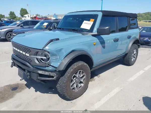 1FMEE5DH3PLB02286 2023 FORD BRONCO - Image 2