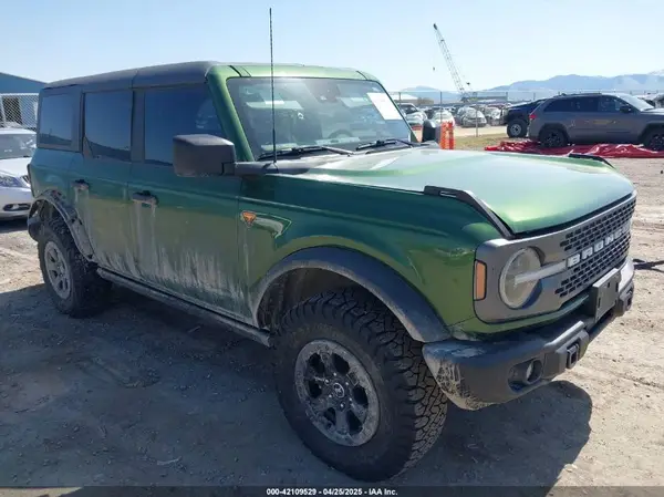 1FMEE5DH4NLB47699 2022 FORD BRONCO - Image 1