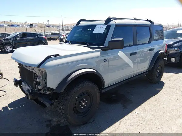 1FMEE5DH5PLB55829 2023 FORD BRONCO - Image 2