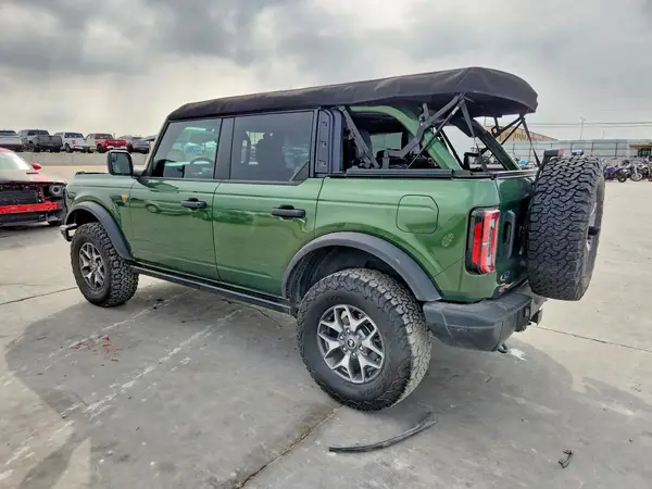 1FMEE5DH7PLB27532 2023 FORD BRONCO - Image 2