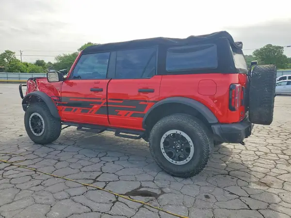1FMEE5DH8PLB33825 2023 FORD BRONCO - Image 2