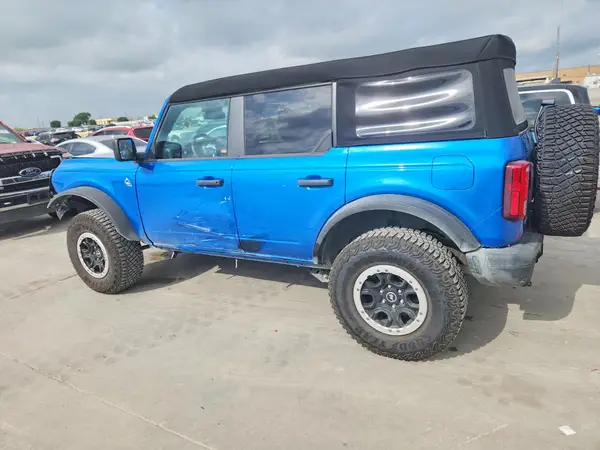 1FMEE5DH9PLB63156 2023 FORD BRONCO - Image 2