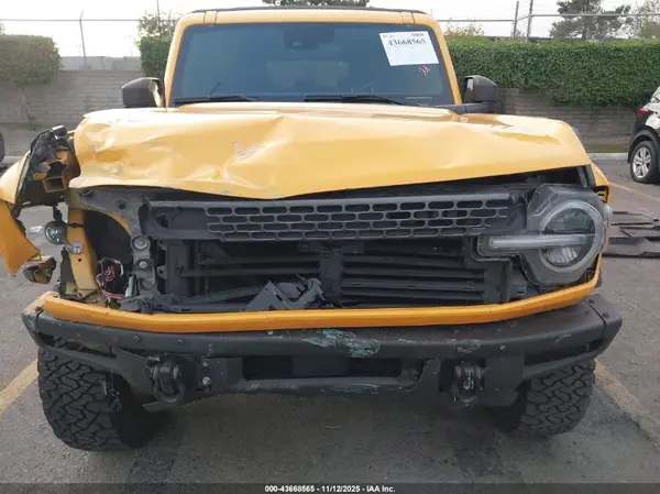 2021 FORD BRONCO auction photo 6