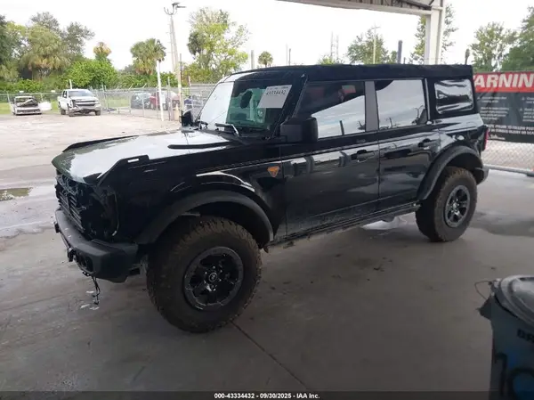 1FMEE5DHXNLB66144 2022 FORD BRONCO - Image 2