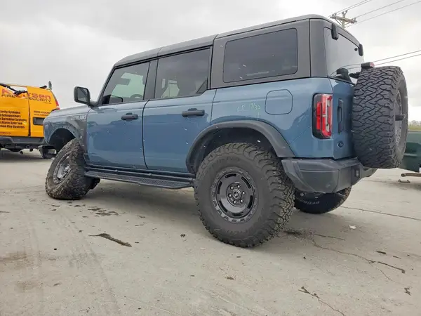 1FMEE5DHXPLA94493 2023 FORD BRONCO - Image 2