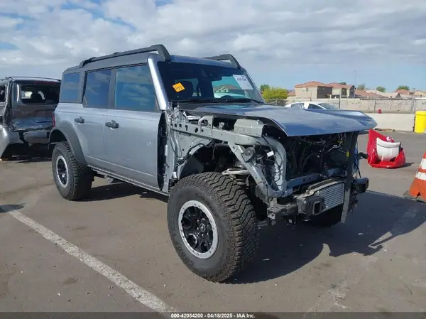 1FMEE5DHXPLB80726 2023 FORD BRONCO - Image 1