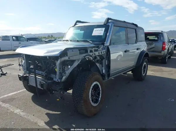 1FMEE5DHXPLB80726 2023 FORD BRONCO - Image 2