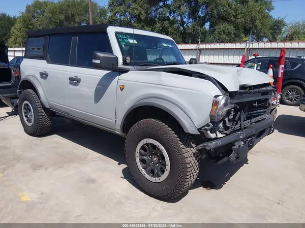 1FMEE5DP0MLA89323 2021 FORD BRONCO - Image 1