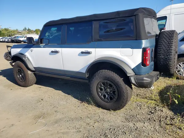 1FMEE5DP0MLA94585 2021 FORD BRONCO - Image 2
