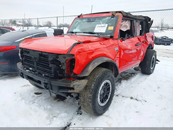 1FMEE5DP1MLA63863 2021 FORD BRONCO - Image 2