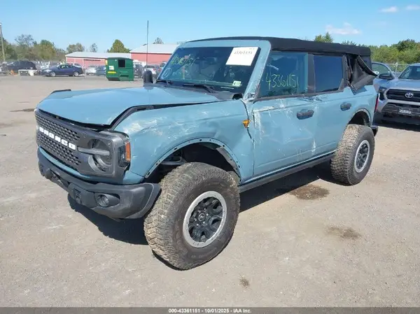 1FMEE5DP1NLA97576 2022 FORD BRONCO - Image 2