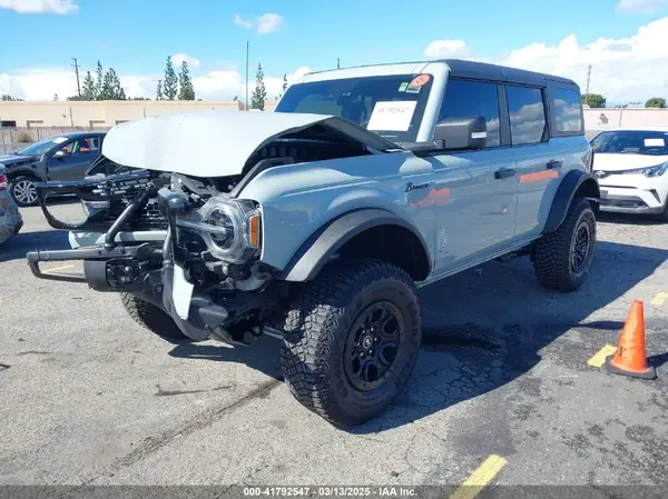 1FMEE5DP1NLB51765 2022 FORD BRONCO - Image 2