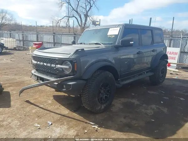 1FMEE5DP1NLB52933 2022 FORD BRONCO - Image 2