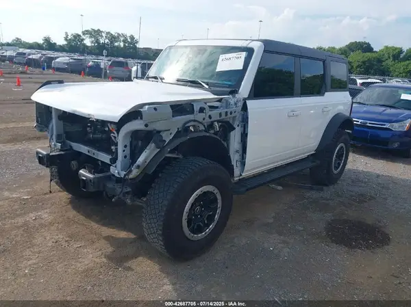 1FMEE5DP2PLB01735 2023 FORD BRONCO - Image 2