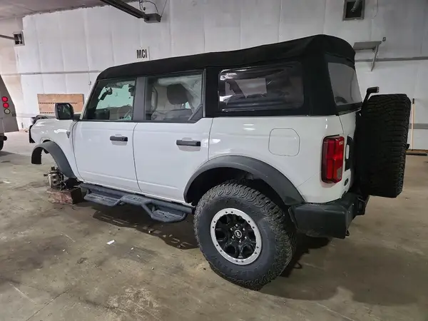 1FMEE5DP2PLB18650 2023 FORD BRONCO - Image 2