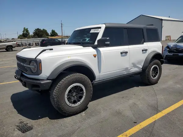 1FMEE5DP2PLB39031 2023 FORD BRONCO - Image 1