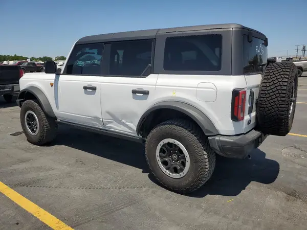 1FMEE5DP2PLB39031 2023 FORD BRONCO - Image 2