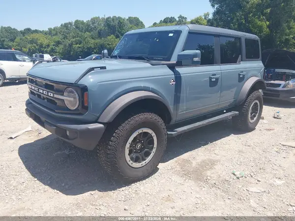1FMEE5DP2PLB45945 2023 FORD BRONCO - Image 2