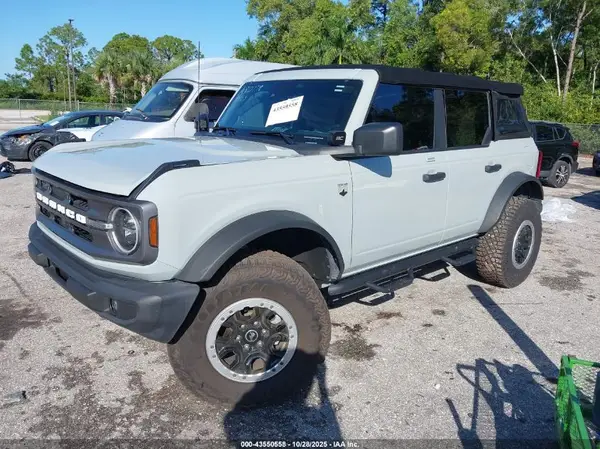 1FMEE5DP3NLA80178 2022 FORD BRONCO - Image 2