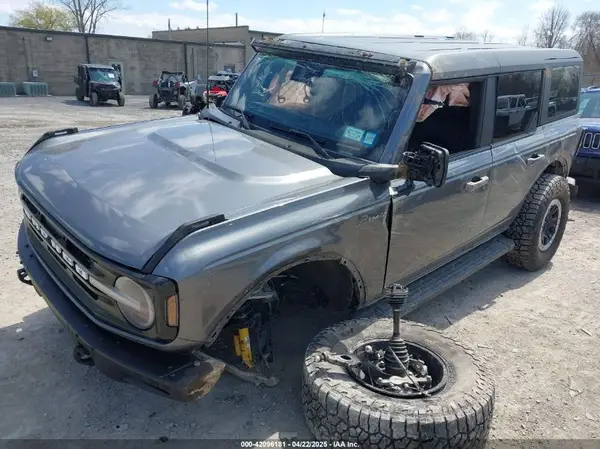 1FMEE5DP3NLB03118 2022 FORD BRONCO - Image 2