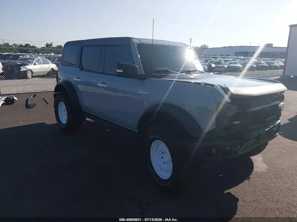 1FMEE5DP3NLB71385 2022 FORD BRONCO - Image 1
