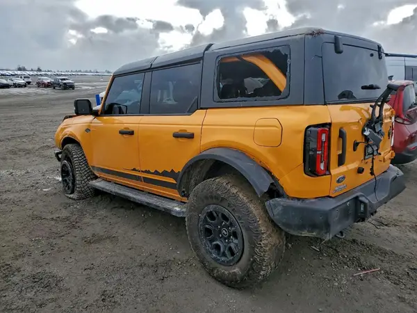 1FMEE5DP3NLB81382 2022 FORD BRONCO - Image 2