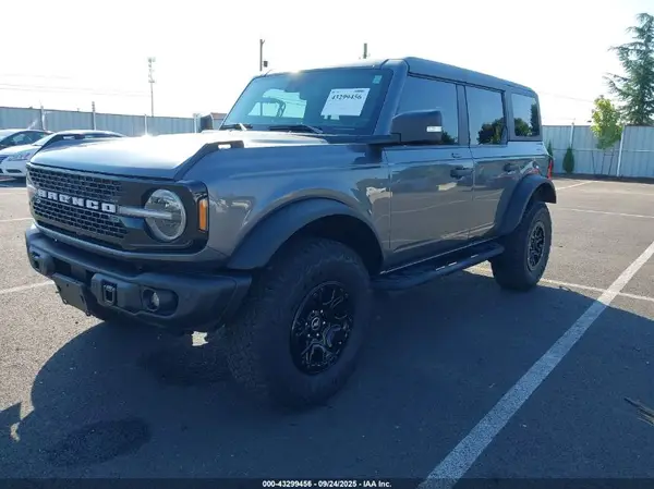 1FMEE5DP3PLB31570 2023 FORD BRONCO - Image 2