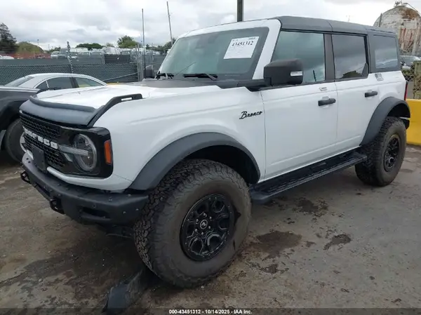 1FMEE5DP4NLB08733 2022 FORD BRONCO - Image 2