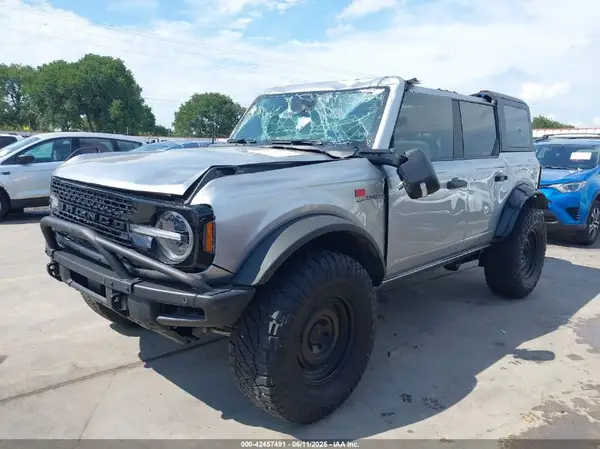 1FMEE5DP4NLB43630 2022 FORD BRONCO - Image 2