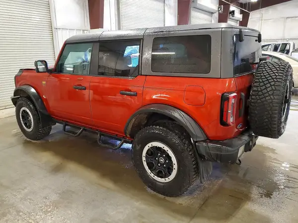1FMEE5DP4NLB68415 2022 FORD BRONCO - Image 2
