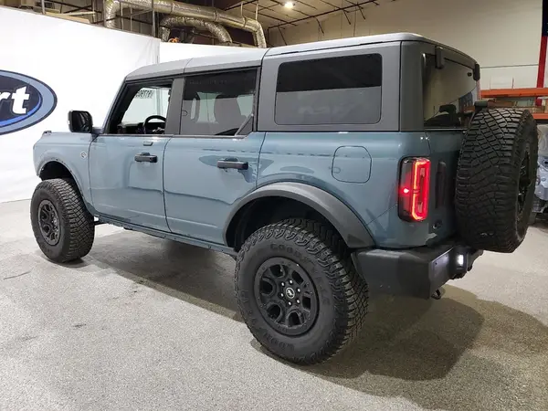 1FMEE5DP4NLB69662 2022 FORD BRONCO - Image 2