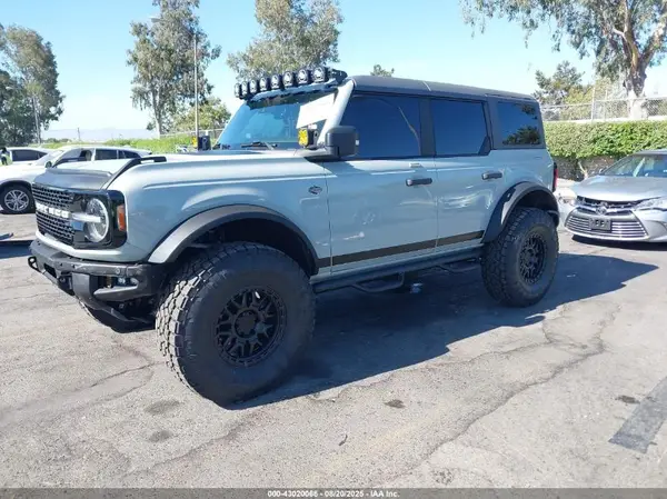 1FMEE5DP5NLA75824 2022 FORD BRONCO - Image 2