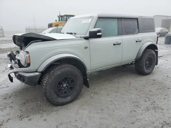 1FMEE5DP5PLB08243 2023 FORD BRONCO - Image 1