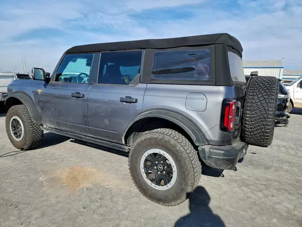 1FMEE5DP5PLB34955 2023 FORD BRONCO - Image 2