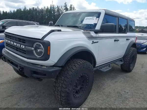 1FMEE5DP5PLB72928 2023 FORD BRONCO - Image 2