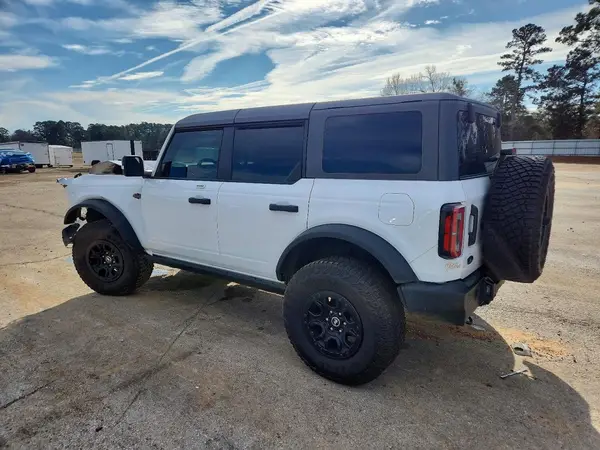 1FMEE5DP5PLB96467 2023 FORD BRONCO - Image 2