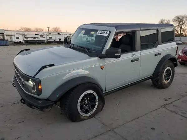 1FMEE5DP5PLB99434 2023 FORD BRONCO - Image 1