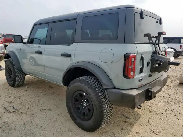 1FMEE5DP6PLB82061 2023 FORD BRONCO - Image 2
