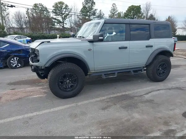 1FMEE5DP6PLB87793 2023 FORD BRONCO - Image 2
