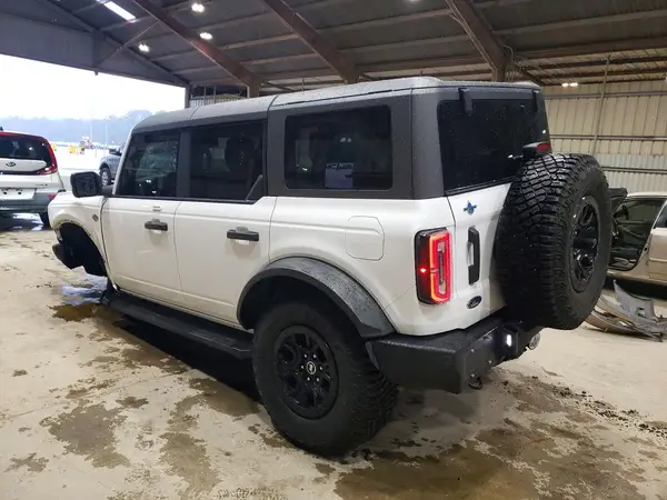1FMEE5DP6PLB89611 2023 FORD BRONCO - Image 2