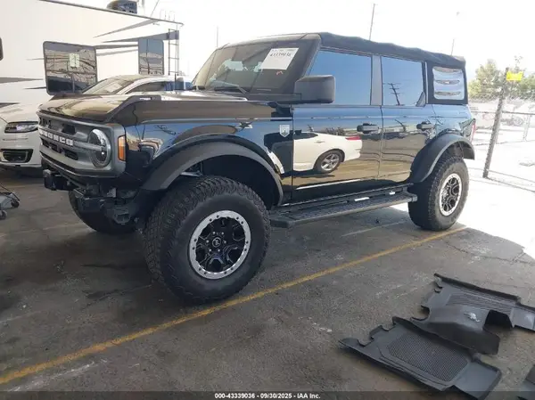 1FMEE5DP7MLA74480 2021 FORD BRONCO - Image 2
