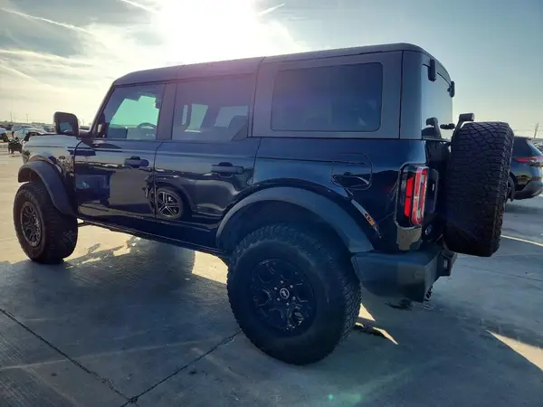 1FMEE5DP7NLA89496 2022 FORD BRONCO - Image 2