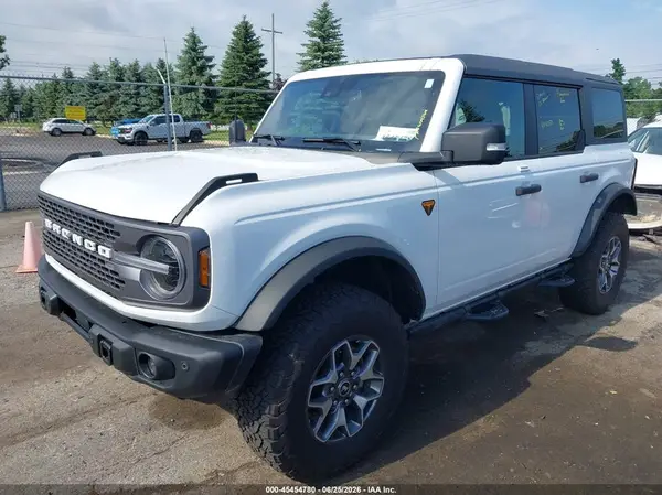 1FMEE5DP7PLB50994 2023 FORD BRONCO - Image 2