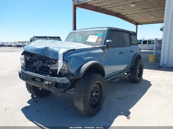1FMEE5DP7PLB80237 2023 FORD BRONCO - Image 2