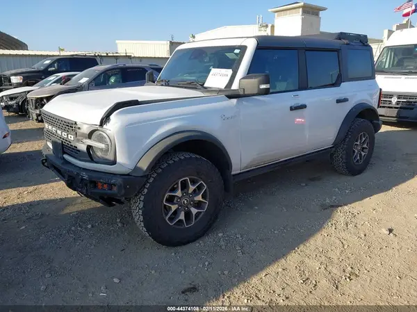 1FMEE5DP8NLB51133 2022 FORD BRONCO - Image 2