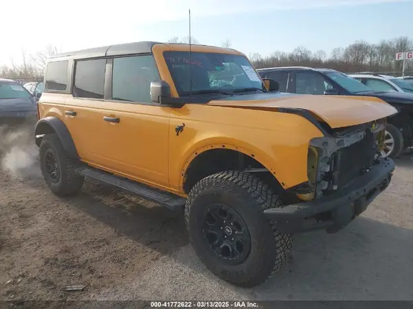 1FMEE5DP8NLB67834 2022 FORD BRONCO - Image 1