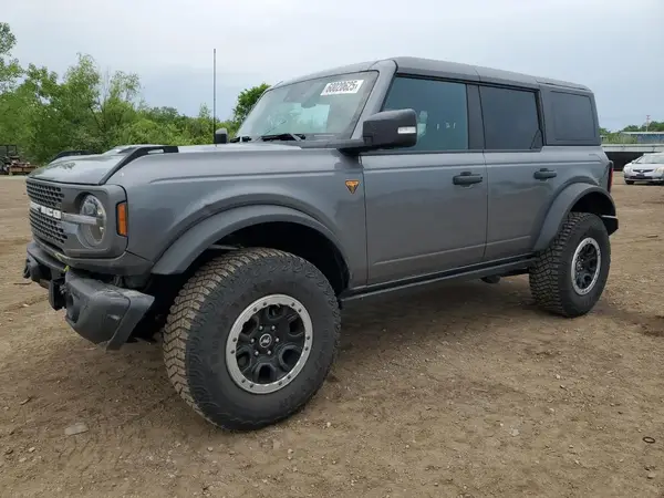 1FMEE5DP8PLB53323 2023 FORD BRONCO - Image 1