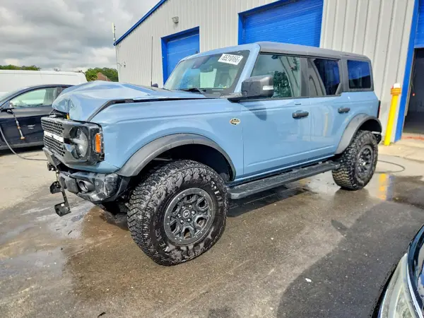 1FMEE5DP8PLB96379 2023 FORD BRONCO - Image 1